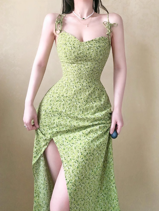2025 Summer New Green Platycodon Floral Seaside Vacation Wear Suspender Dress R0902