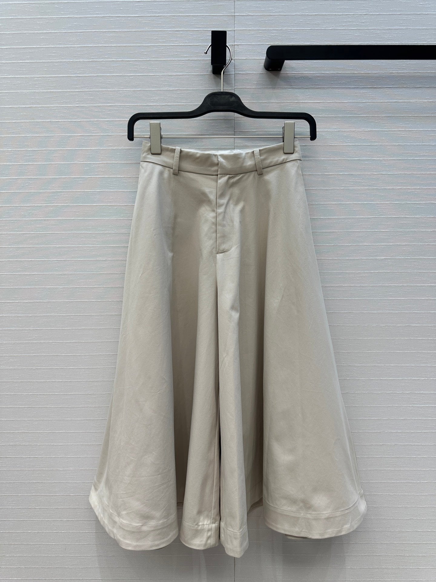 BV Skirt in Ivory White Cotton