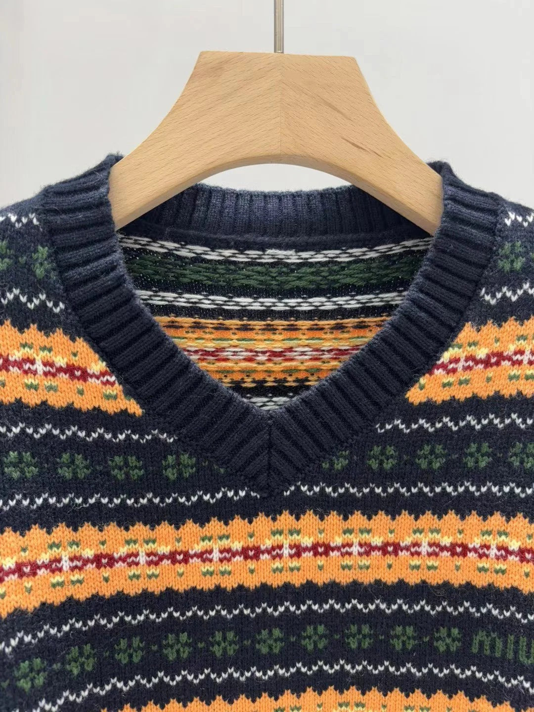 MIUMIU KNIT SWEATER STYLE 584
