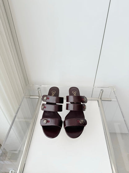 Chanel 26 Turnlock 40 Burgundy Sandal Mule in Lambskin 597397