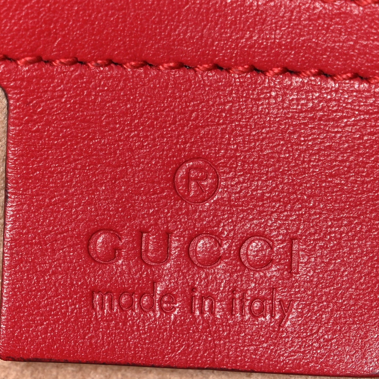 Calfskin Matelasse Small GG Marmont Shoulder Bag Hibiscus Red