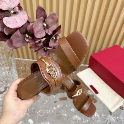 High Heel 70 Sandal The Bold Edition Vlogo Square Toe Brown