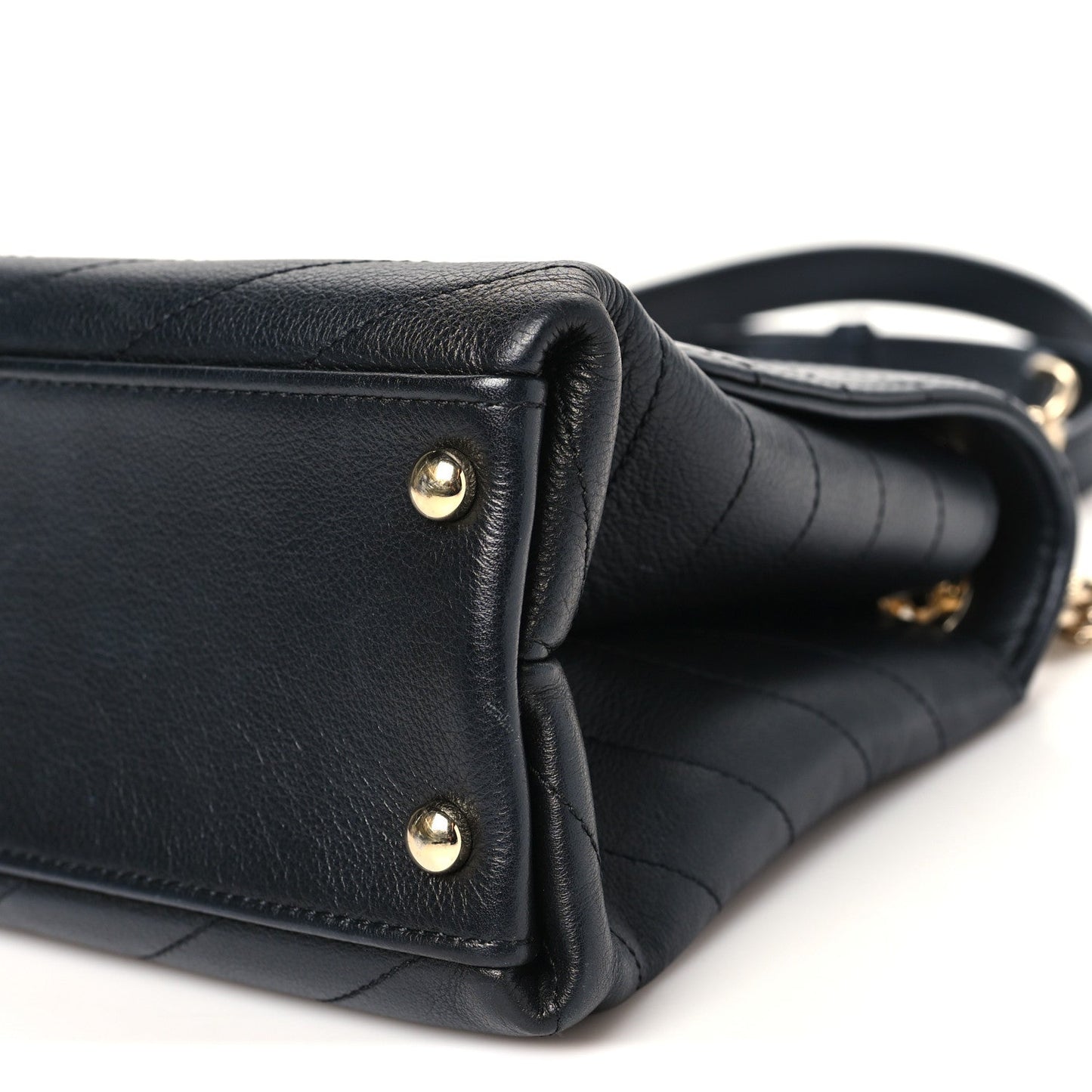 Grained Calfskin Chevron Stitched Small Chic Top Handle Flap Black