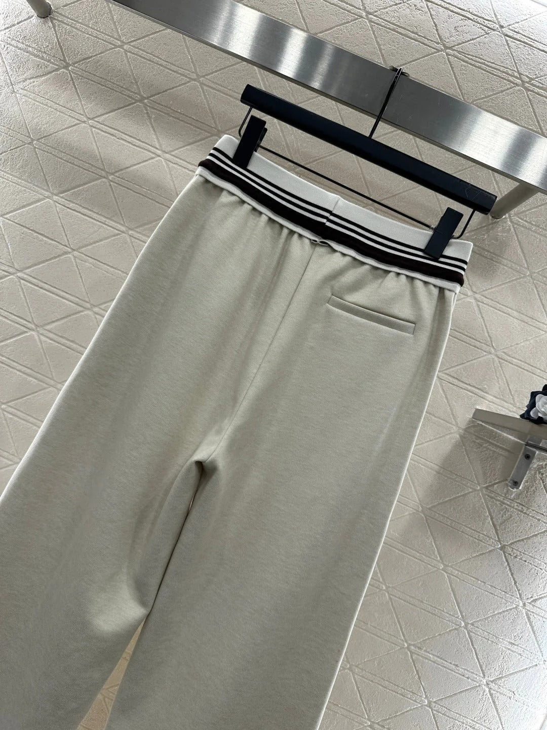 MIUMIU PANTS STYLE 767