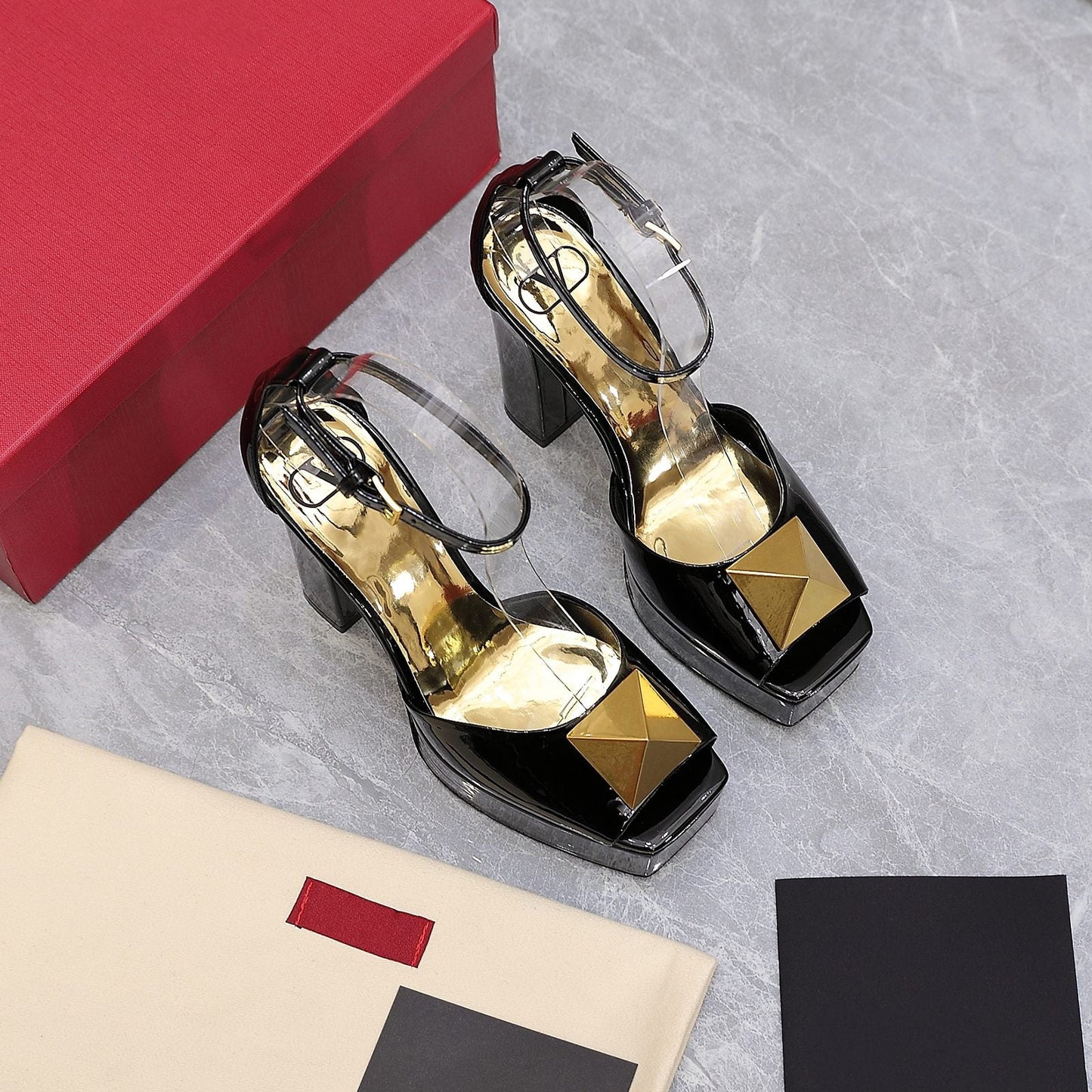 Open Toe Pump With One Stud Gold Patent Black Leather 130MM
