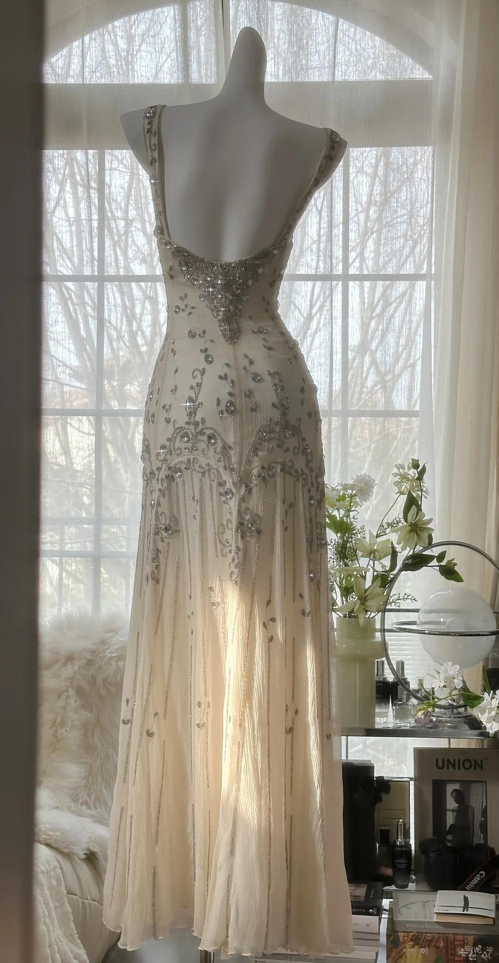 Elegant Spaghetti Straps Apricot Beaded Chiffon Mermaid Gown Vintage Backless Prom Dresses