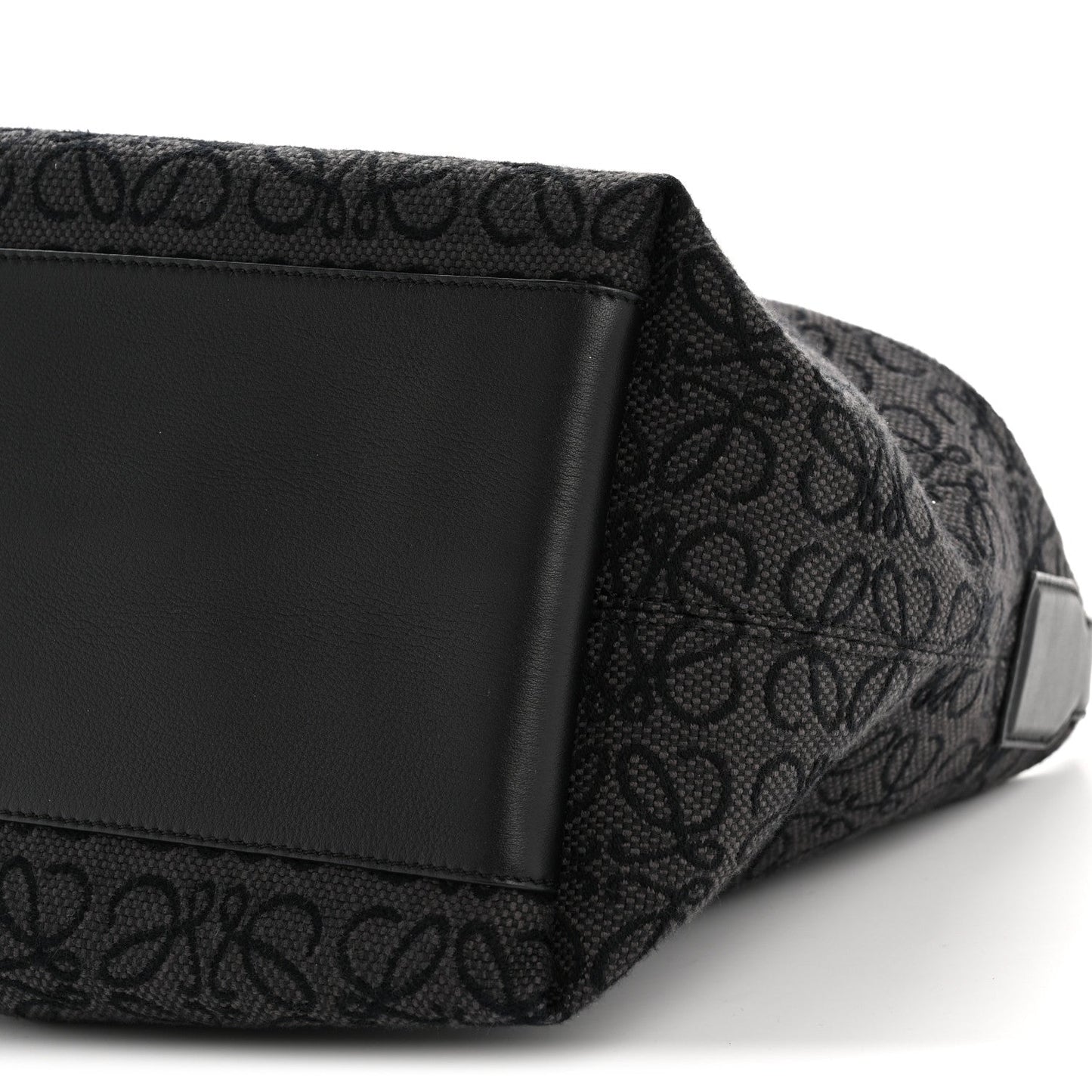 Jacquard Anagram Calfskin Medium Cubi Bag Anthracite Black