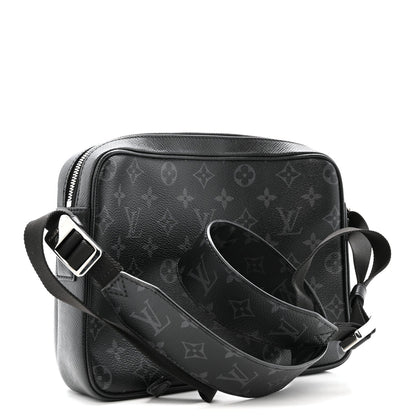 Taiga Monogram Eclipse Outdoor Messenger Black