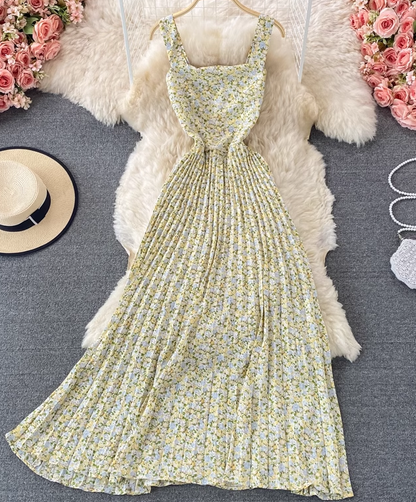 2025 new French floral dress sweet fairy suspender long skirt holiday knee-length pleated dress R0376