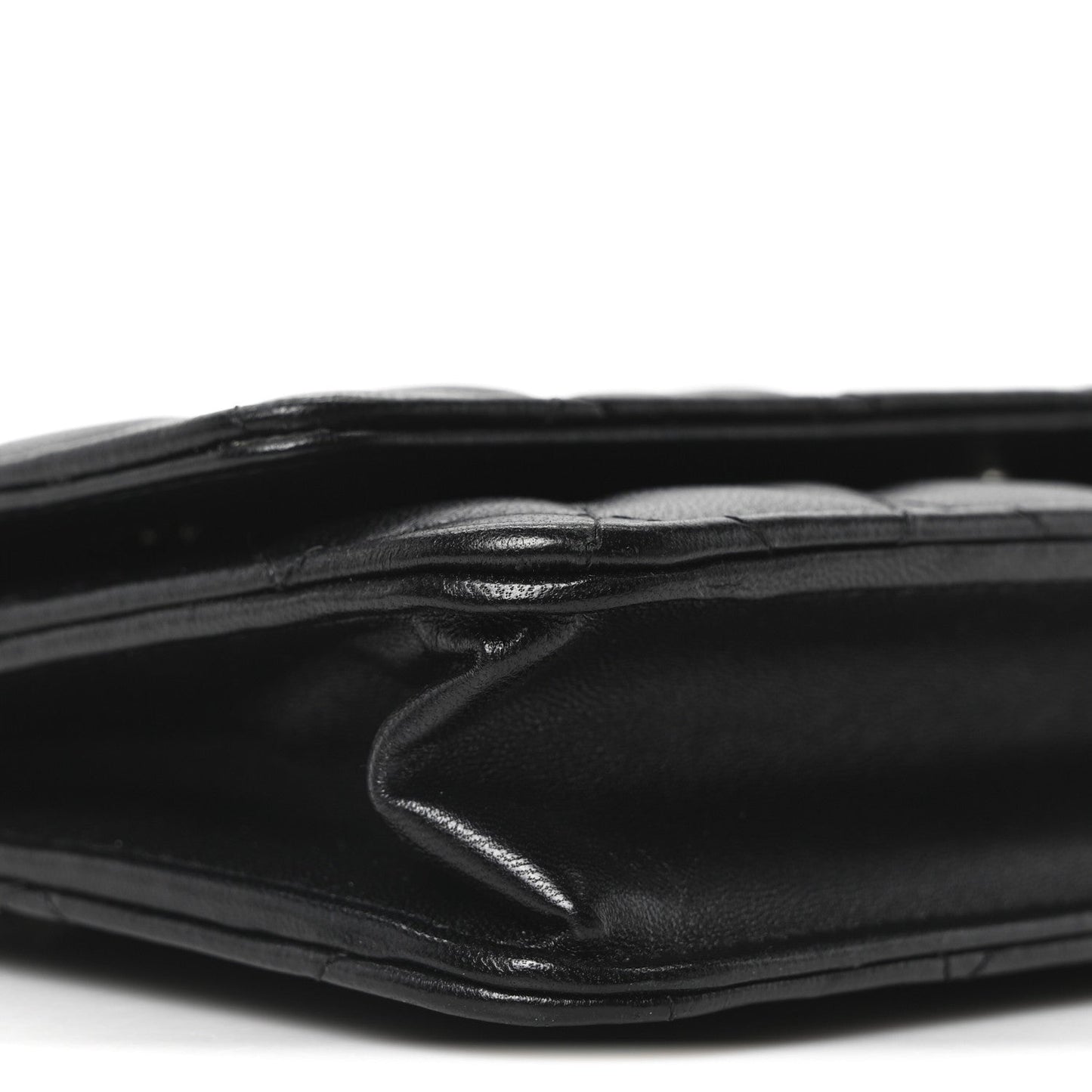 Lambskin Quilted Wallet On Chain WOC Black