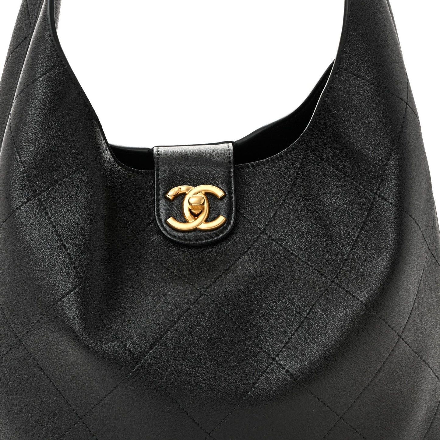 Shiny Lambskin Quilted Medium Hobo Black