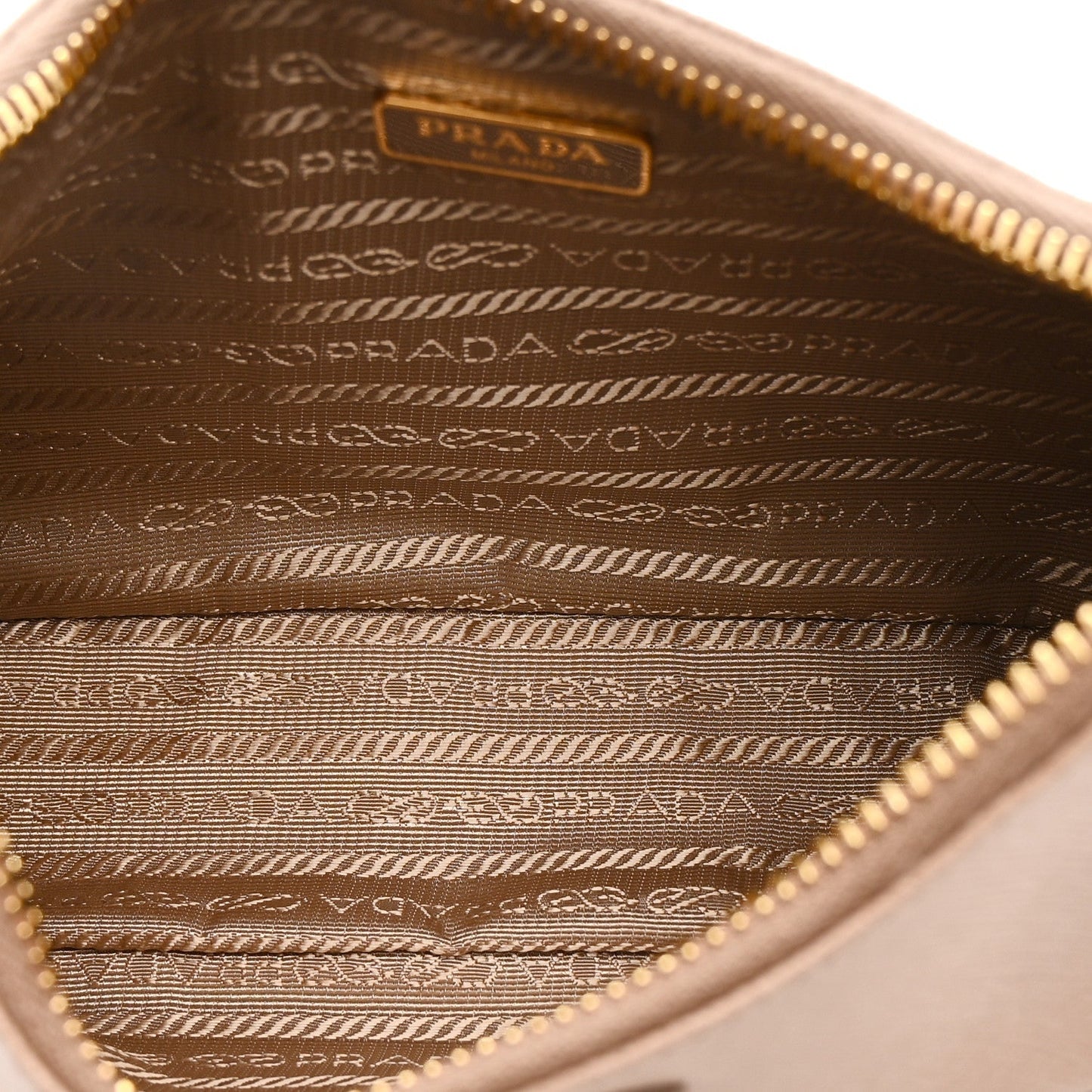 Saffiano Re-Edition 2005 Shoulder Bag Cammeo