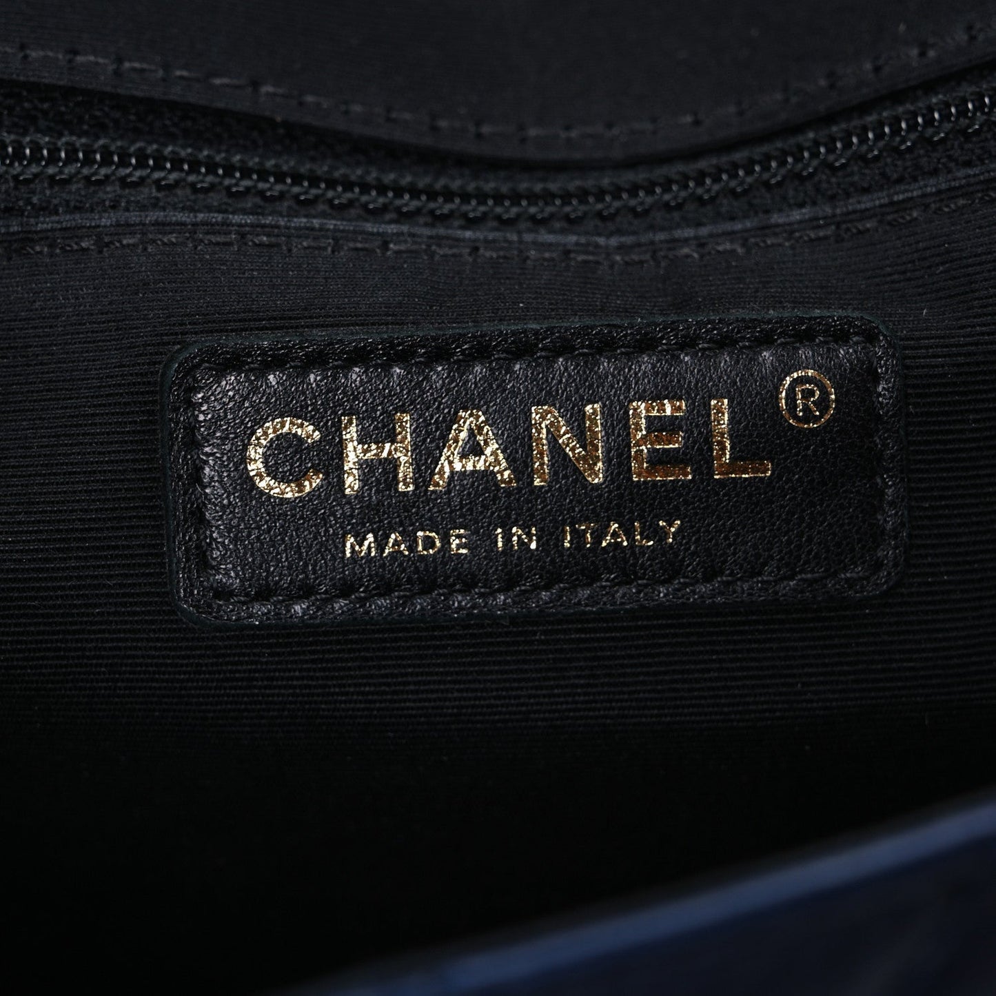 Lambskin Quilted Medium Elegant CC Flap Navy Black