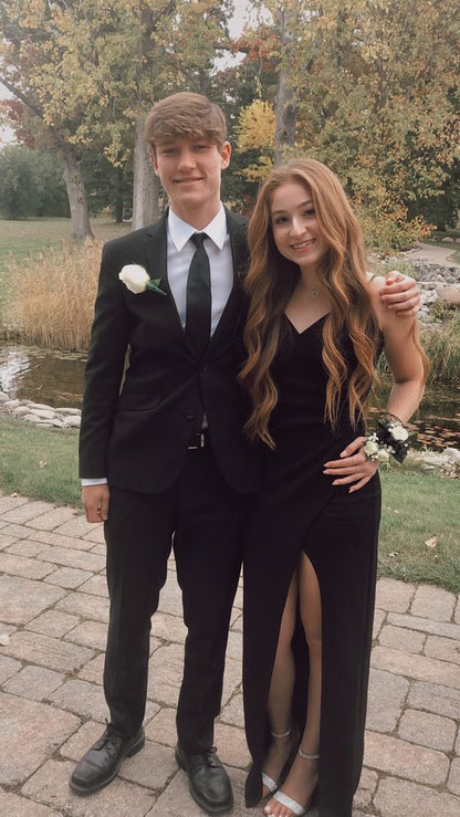 Elegant Black Sleeveless V Neck Prom Dress,Black Formal Gown Y1115
