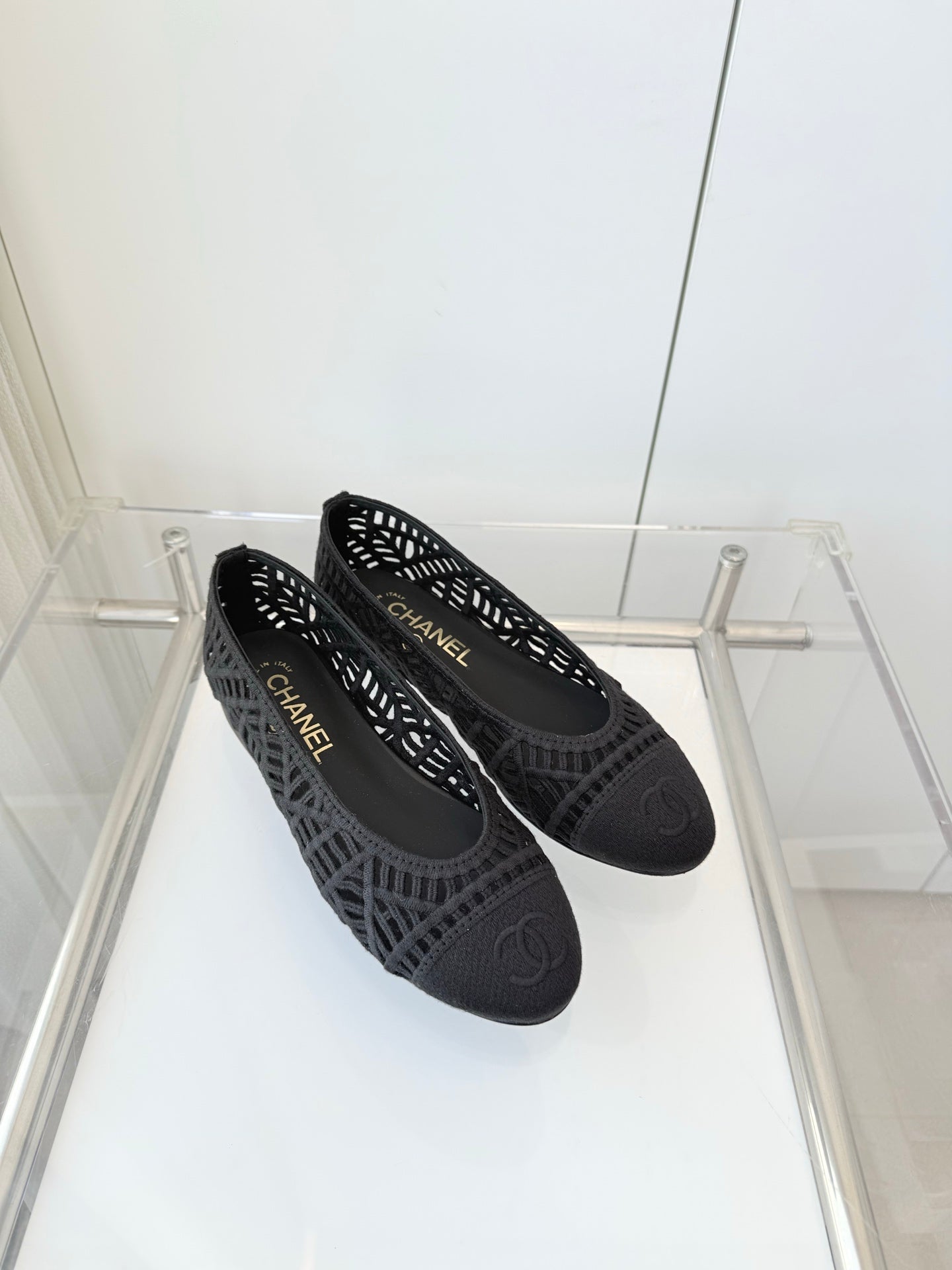 Chanel 26 Ladies Ballet Flats Black in Fabric 597336