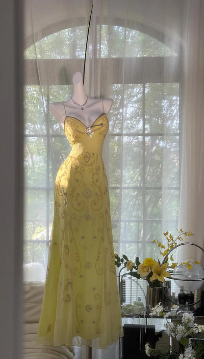 Gorgeous Butter Yellow Spaghetti Straps A-Line Tulle Beaded Long Prom Dresses Backless Prom Gown