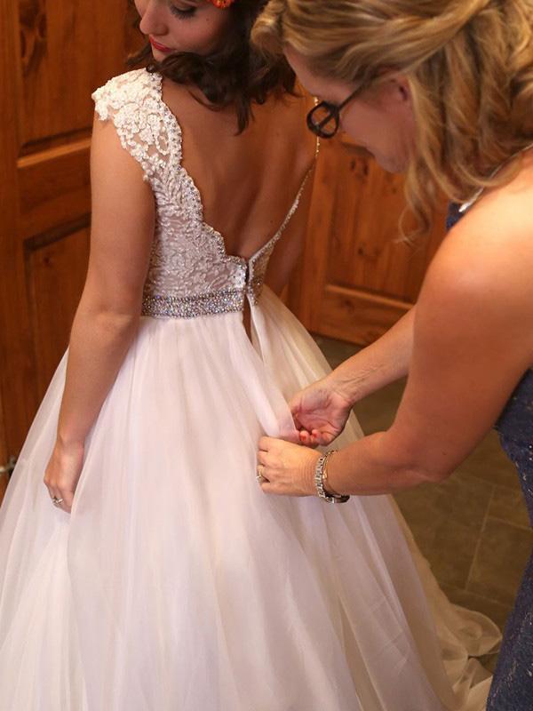 Graceful Tulle Bateau Neckline Cap Sleeves A-line Wedding Dresses With Beadings Elegant