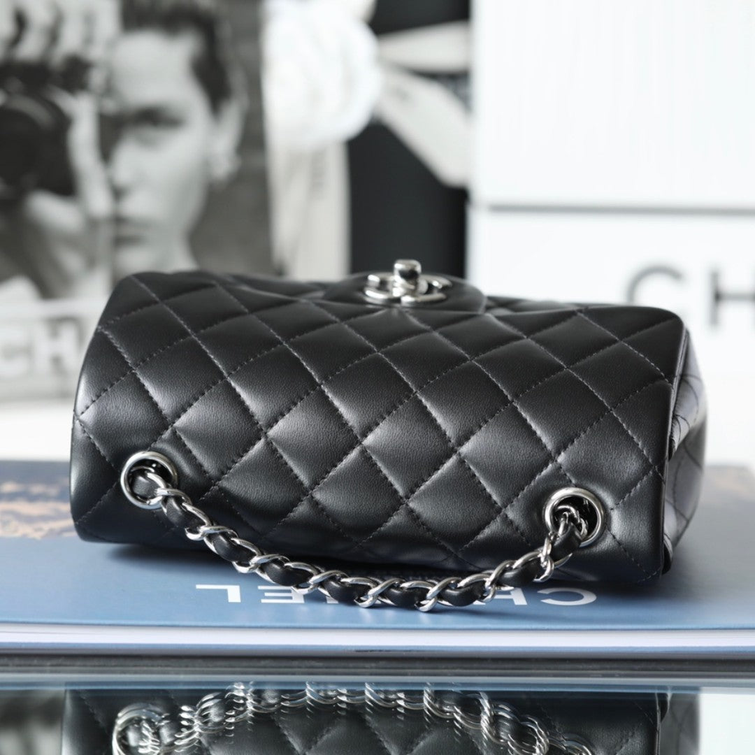 C hanel Classic Flap large mini handbag B