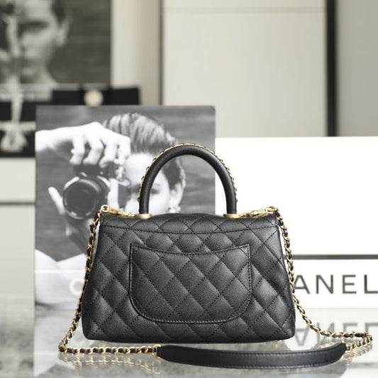 C hanel 𝗖𝗼𝗰𝗼𝗛𝗮𝗻𝗱𝗹𝗲