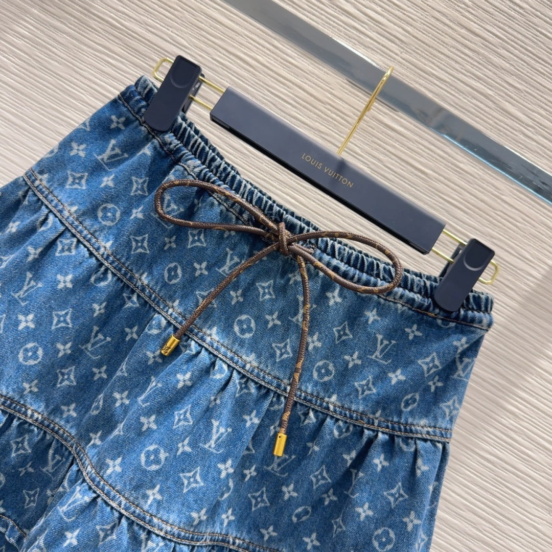 LV 25 Both Muscular Soft Denim Skirt Blue Cotton