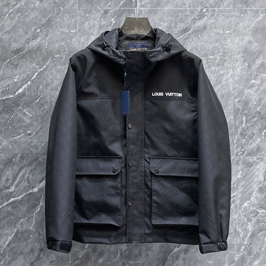 LV BLACK JACKET 239570