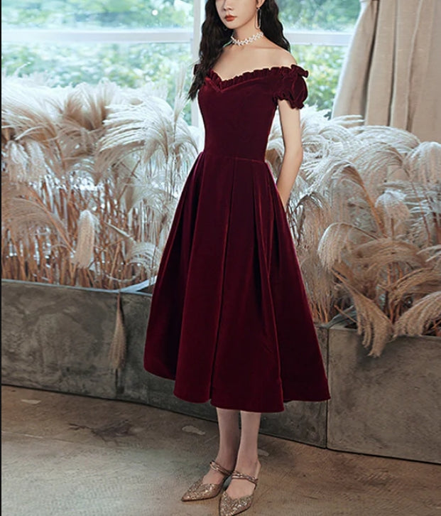 omberprom Wine Red Off Shoulder Velvet Tea Length Party Dress Prom Dress Homecoming Dress Cocktail Dress Wholesale