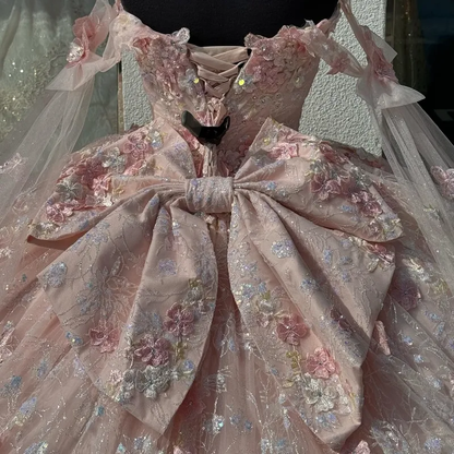 Light Pink Quinceanera Dresses Off-Shoulder Lace Appliques Ball Gowns