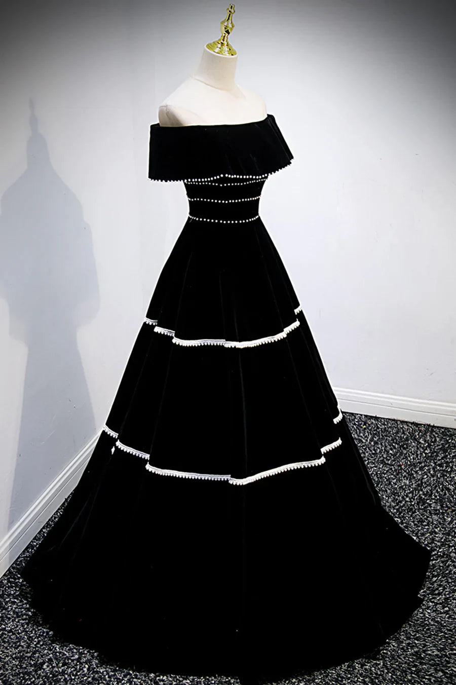 Black Velvet Long Prom Dresses, A-Line Off the Shoulder Evening Dresses TP677