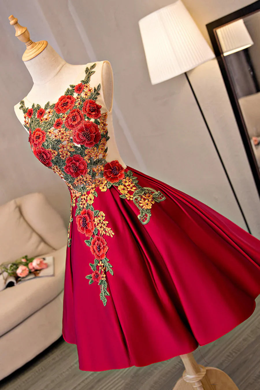 Cute Saitn Lace Short Prom Dresses, A-Line Party Dresses TP922
