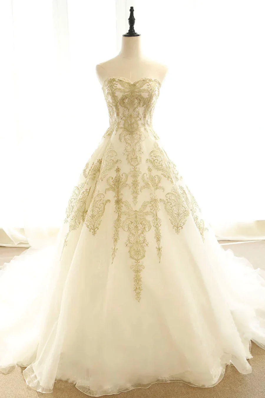 Long Champagne Strapless Tulle Lace Prom Dress, A-Line Evening Dress with Train TP950