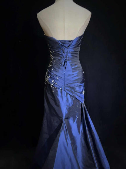 Blue Vintage Fashion Exquisite Beading Long Satin Floor Length Ball Gowns Prom Dresses