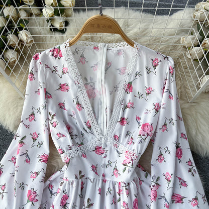 White V-neck Floral Long Sleeve Dress P266
