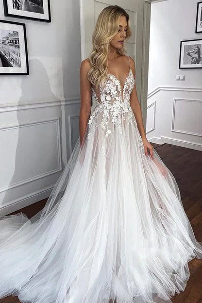 omberprom Elegant Spaghetti Straps V-Neck Lace Appliques A-line Tulle Wedding Dress Romantic Bridal Gown