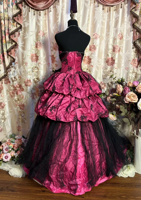Vintage Sweetheart Neck Hot Pink Tulle Satin Layered Ball Gowns Prom Quinceanera Dresses With Bow